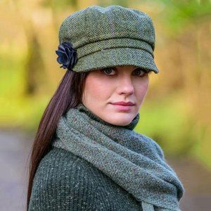 New Made in Ireland Newsboy Wool Rosette Hat Green Herringbone